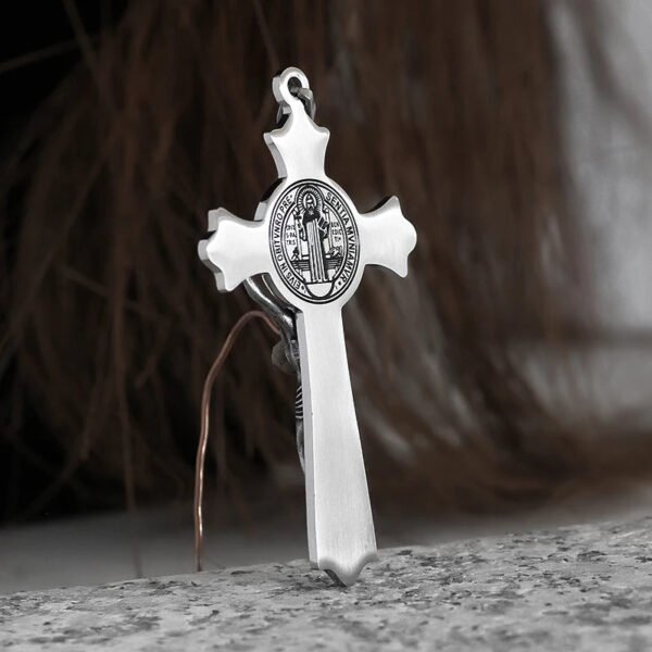 Compass Design Jesus Cross Amulet Pendant Rock Casual Gift Catholic Christian Necklace