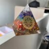 Natural Fluorite Crystal Pyramid Quartz Healing Stone Chakra Orgonite Reiki Crystal Altar Props Gem Stone Borad game