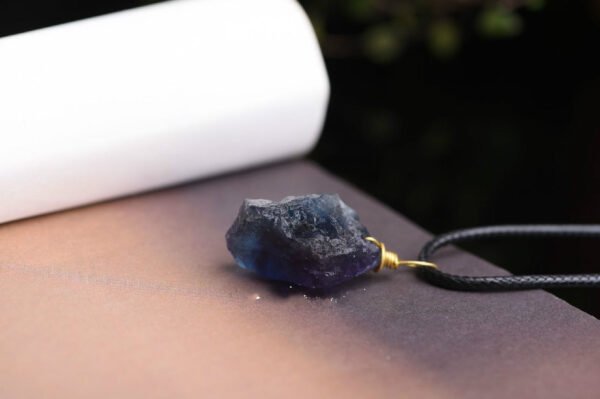 Magicun Crystal~Natural crystal fluorite octahedron pendant  crystal original stone wrapped necklace pendant  spiritual  pendulum wholesale