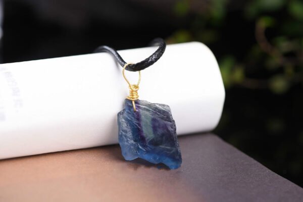 Magicun Crystal~Natural crystal fluorite octahedron pendant  crystal original stone wrapped necklace pendant  spiritual  pendulum wholesale