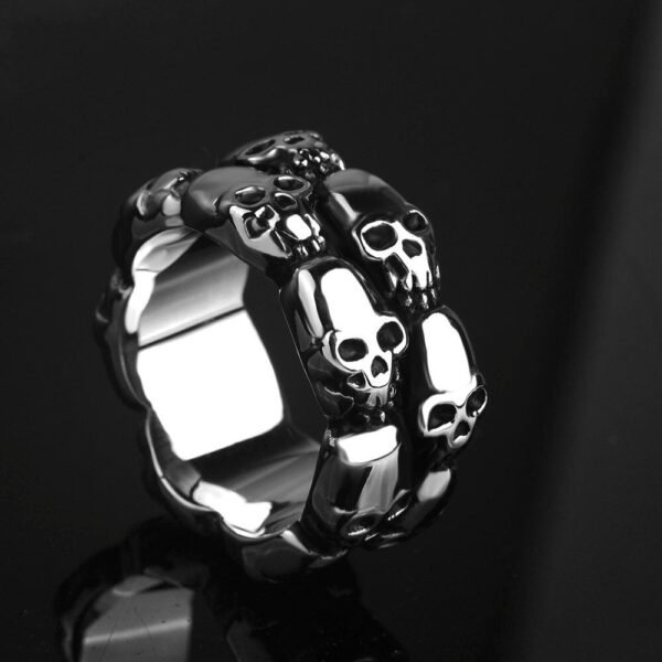 Magic Ring~ Skull Men Ring Viking Gothic Punk Rock Hip Hop Titanium Stainless Steel Silver Male Ring Biker Band Vintage Jewelry