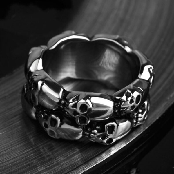 Magic Ring~ Skull Men Ring Viking Gothic Punk Rock Hip Hop Titanium Stainless Steel Silver Male Ring Biker Band Vintage Jewelry