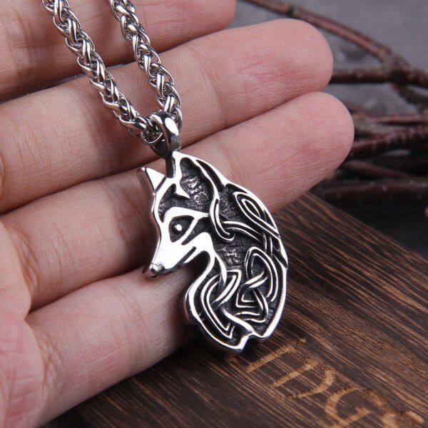 Never Fade viking fox necklace animal amulet irish knots talisman wicca pagan punk necklace with wooden box