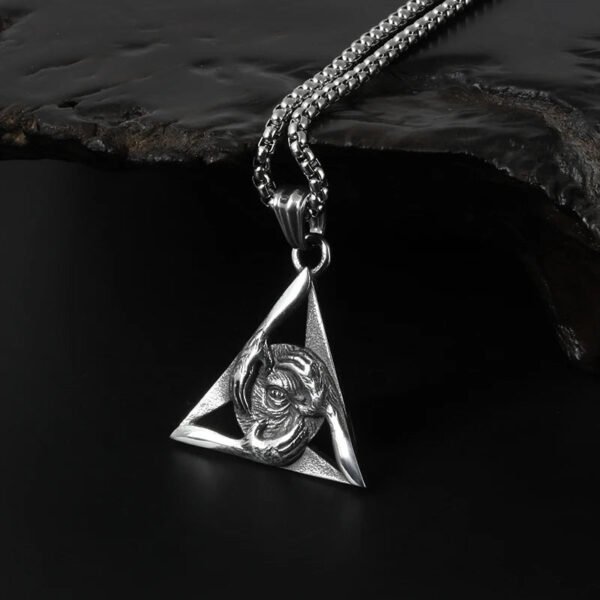 New Eye of Horus Pendant Necklace for Men's Sweater Chain Fashion Hip Hop Stainless Steel Trend Triangle Jewelry Gift
