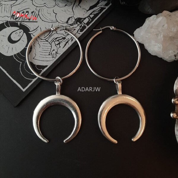 New Goth Antique Silver Bat Wing Earrings Romantic Dark Witch Vintage Jewelry Wiccan Minimal Pagan Witchy Halloween Women Gift