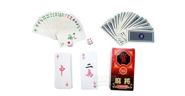 Paper portable Mini Mahjong Playing Cards game 148 cards & 2 dice Chinese Traditional mahjong Board game   Game related
