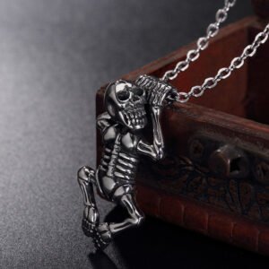 Viking Magic~Punk Skull Pendant Necklace Statement Vintage Skeleton Gothic Necklaces For Men Leather Rope Chain Jewelry Boys Party HE059
