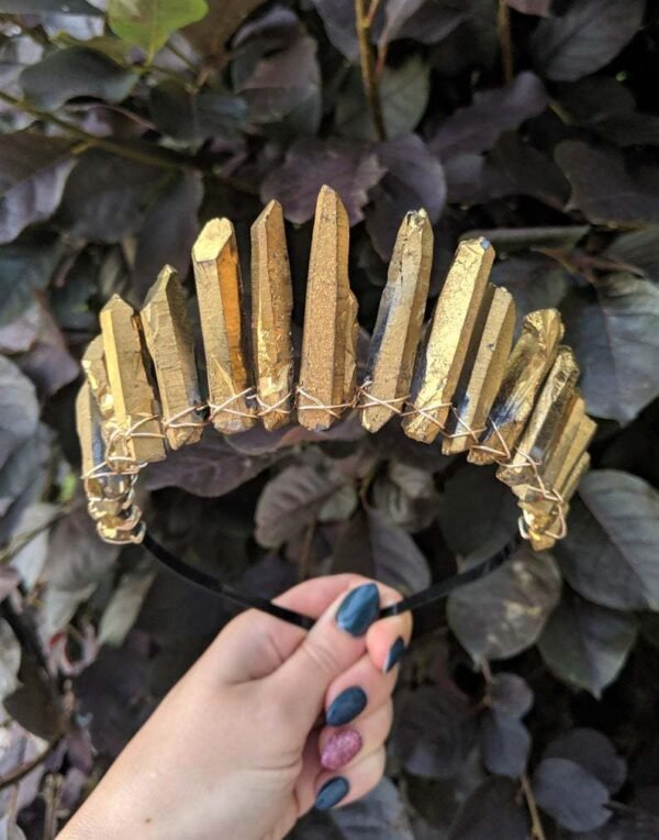 Magic Wicca~Raw crystal crown, multi-color bridal crown, goddess crown, Wicca party gift