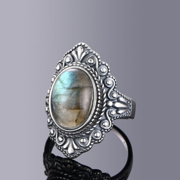Vintage Oval Natural Labradorite Rings For Women Silver Ring Jewelry Finger Ring Gemstone Rings