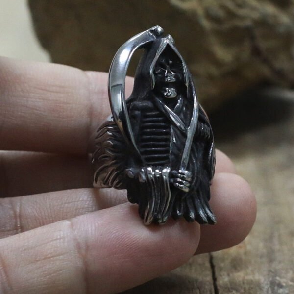 Unique Gothic Grim Reaper Skull Ring