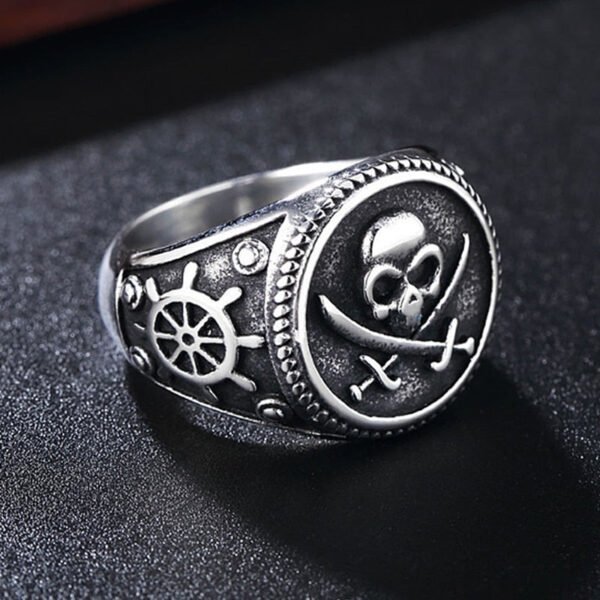 Gothic Ring Pirate Signet Double Knife Skull Ring