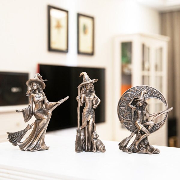 Nordic Rtro Witch Doll Statue Craft Home Decor