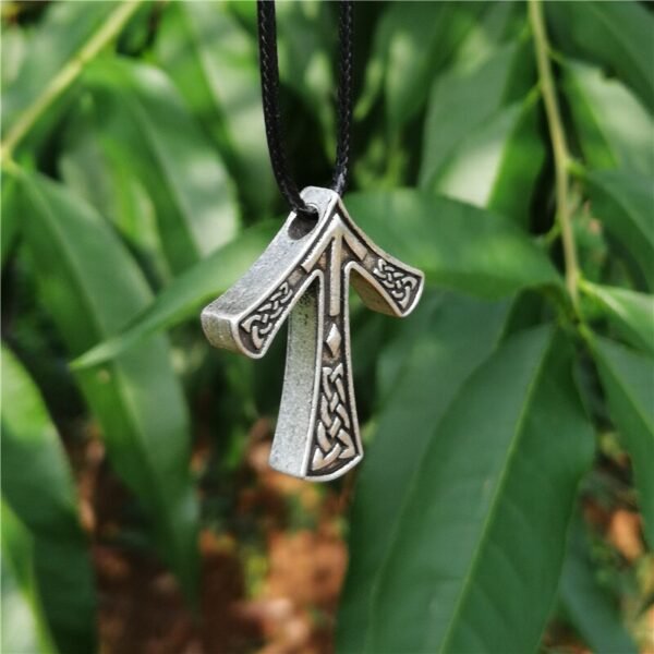 New Magicun Viking~Scandinavian Futhark  knot pendant for men Viking necklace