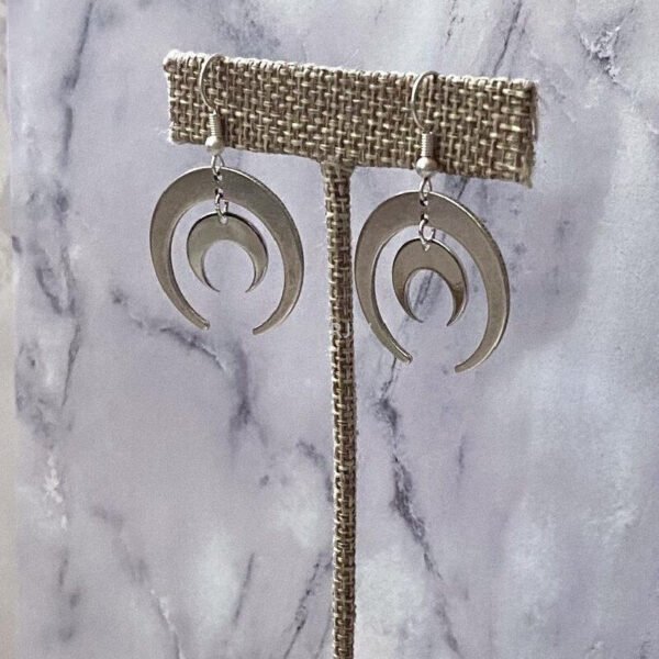 Silver Colour Double Crescent Moon Earrings Textured Raw Brass Celestial Boho Hippie Jewelry Punk Women Gift Fashion 2021 New
