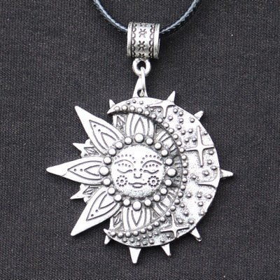 Viking Magic~Solar celestial pendant Sun Moon Star mandala Lotus flower ladies necklace amulet geometric religious viking Wicca Witchcraf