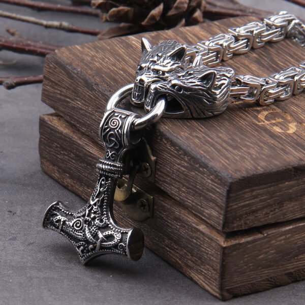 Stainless Steel Wolf Head with Square Chain Necklace thor's hammer mjolnir viking necklace  with wooden box as boyfriend gift