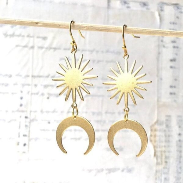 Sun Face Figure Starburst Earrings Gold Sun Celestial Astronomy Boho Hippies Jewelry Women Gift for Her Beautifu Fashion Trend