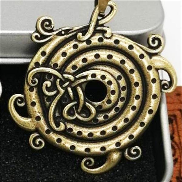 New Magicun Viking~Viking Pendant neckalce dragon futhark Smybol Scandinavian pagan jewelry 2018 new 1pc