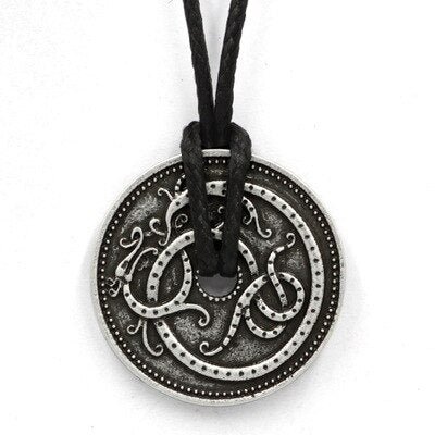 Viking Magic~Vikings Celt Dragon Amulet Viking Icelandic Vegvisir Helmet Horror In Runic Circle Runes Pendant Necklace Talisman Double Side