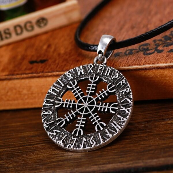 New Magicun Viking~Vintage Aegishjalmur Rune Pendant Necklace Men Women Viking Necklace