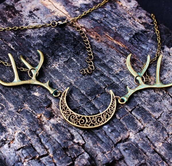 Vintage Hollow Moon Antlers Deer Pendant Necklaces Witch Jewelry