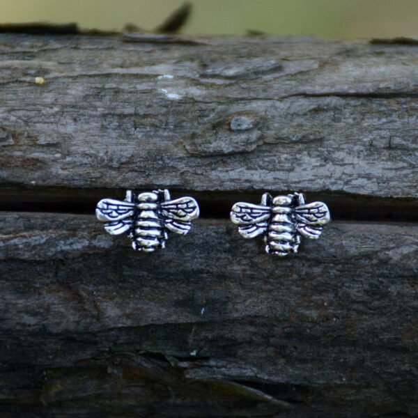 Vintage Tiny Bee Stud Earrings Honeybee Earrings Minimalism Jewelry