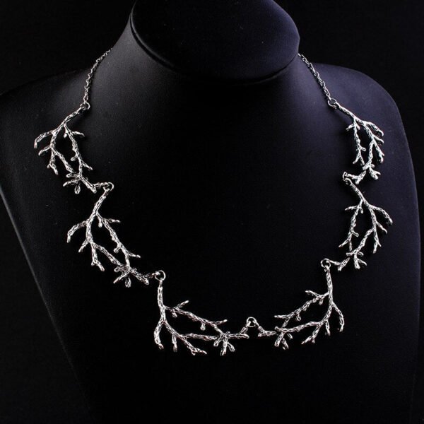 Vintage personality woods silver branch necklace Nordic style punk woodland antler necklace gift