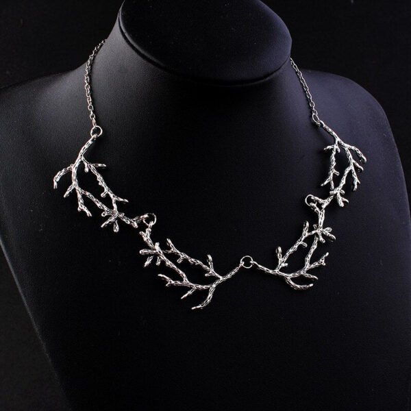 Vintage personality woods silver branch necklace Nordic style punk woodland antler necklace gift
