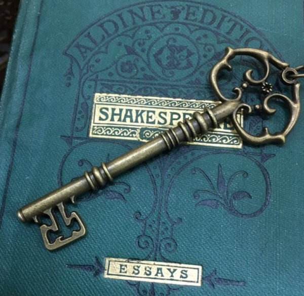 Witch Magic Key Pendant Necklace Pagan Occult Banish Evil Wicca Gift