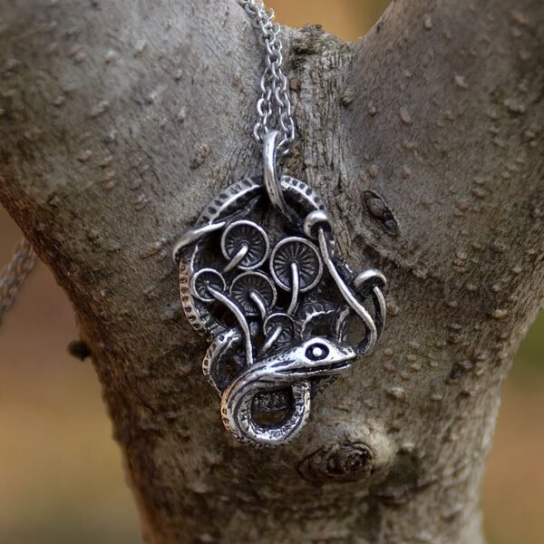 Witch Snake Pendant Necklace Serpent Mushrooms Natural Animal Gothic Gothic Amulet Jewelry