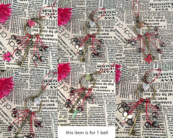 Gothic Keychain ~Witches Bells Keychain with Butterfly&leaf&Quartz,Home Protection Gift,woodland Jewelry,Occult Decor,Witchcraft,Good Luck