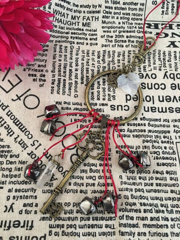 Gothic Keychain ~Witches Bells Keychain with Butterfly&leaf&Quartz,Home Protection Gift,woodland Jewelry,Occult Decor,Witchcraft,Good Luck