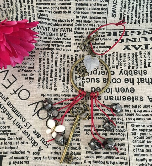 Gothic Keychain ~Witches Bells Keychain with Butterfly&leaf&Quartz,Home Protection Gift,woodland Jewelry,Occult Decor,Witchcraft,Good Luck