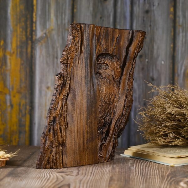 Wooden carved owl, indoor living room tabletop decoration crafts ornaments, home statues, animal carvings, gifts for art lovers