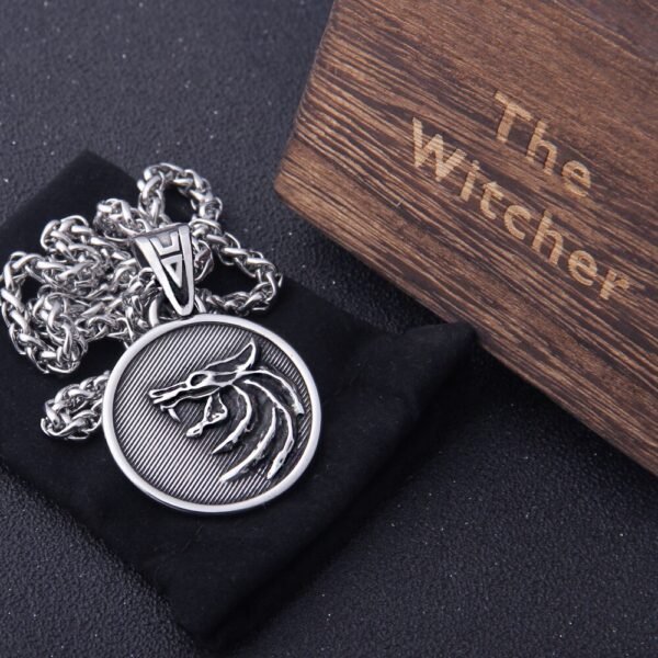 Viking Magic~Stainless Steel Wolf Head Pendant the Geralt Netflix TV Cosplay Necklace never fade