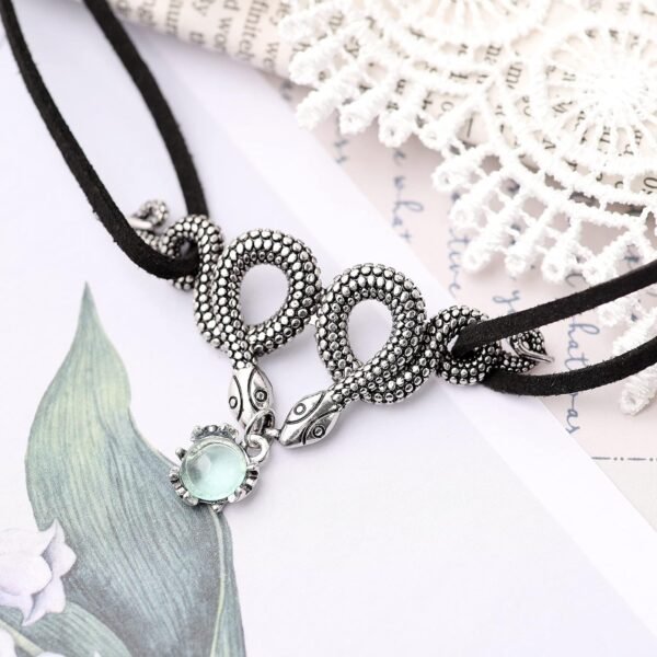 Sacina Gothic Snake Choker Necklace, Zinc Alloy Snake Pendant, Goth Choker, Goth Necklace, Goth Jewelry Gift for Women, Christmas Gift for Women