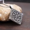Fashion Vintage Stainless Steel Viking Compass Pendant Necklace For Men Nordic Celtic Knot Necklaces Punk Amulet Jewelry Gifts