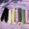 Mineraali Natural Crystal Dagger Healing Protection Stone Reiki Yooperlite Aventurine Obsidian Quartz Knife Shape Gems