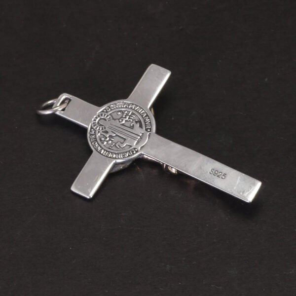 925 Silver Cross Man and Women Jesus Catholic Crucifixes Pendant 3 Sizes