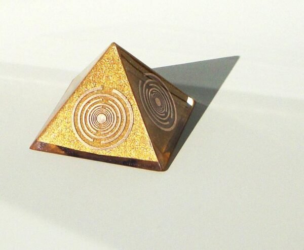 Orgone Energy~Orgone orgonite® powerful golden pyramid, quintuple power, 5 gold-plated (24K) Lakhovsky MWOs, Golden Ratio, abundance, welfare, prosperity
