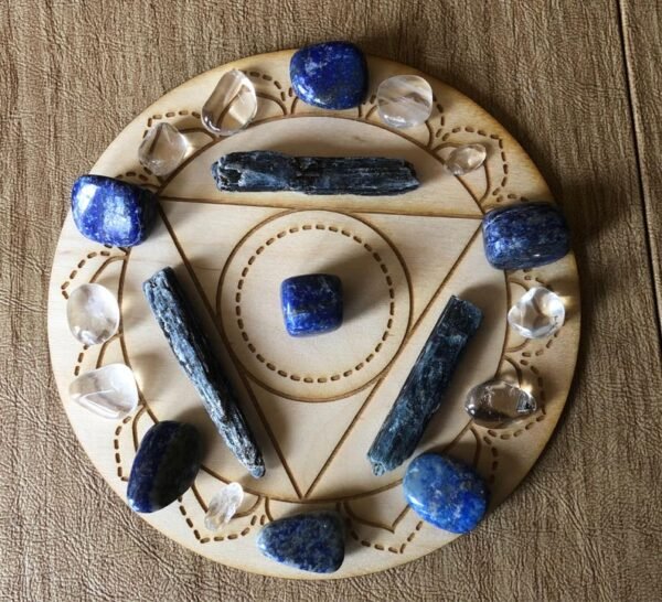 Crystal Grid~Throat Chakra Crystal Grid - Altar Decoration