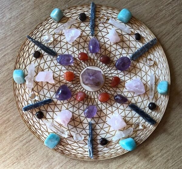 Crystal Grid~Torus Yantra Crystal Grid - Hypnotic Eye - Altar Decoration