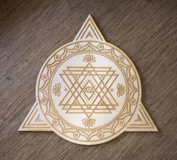 Crystal Grid~Triangle Circle Crystal Grid - Altar Decoration