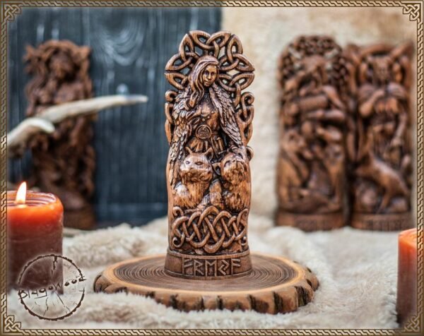 【Wood Sculpture】Freya, norse pantheon, viking pagan asatru heathen goddess and god scandinavian gods altar mythology