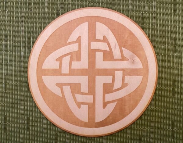 Crystal Grid~Celtic Knot Crystal Grid #2 - Celtic Crystal Grid - Altar Decoration