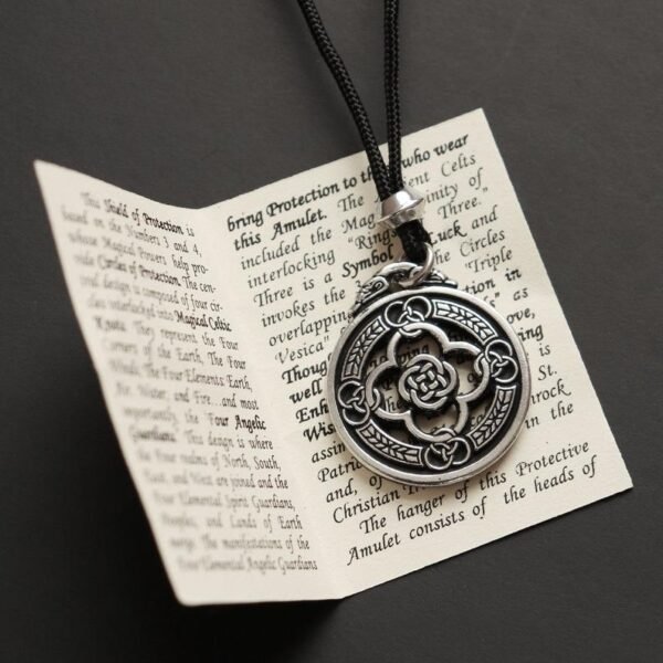 Magicun Taliman~Celtic Warriors Shield Pendant