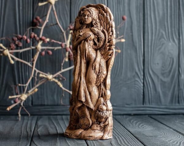 【Wood Sculpture】Lilith, Inanna, Ishtar, Astarothn Sumerian Wiccan Goddess of Feminine Wisdom pagan goddes wicca altar witches