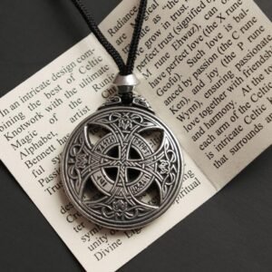 Magicun Taliman~Runic Love Amulet