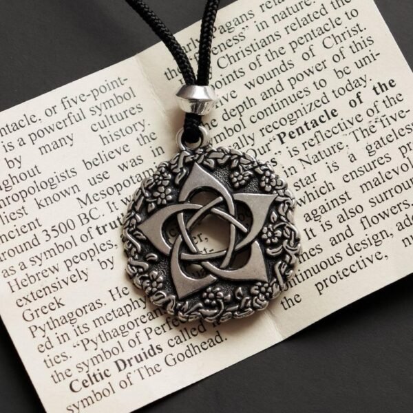 Magicun Taliman~Pentacle of Goddess Pendant, Large
