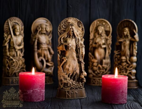 【Wood Sculpture】Hel statue, norse goddess Hela death asatru viking god scandinavian pantheon wood carving altar sculpture pagan paganism